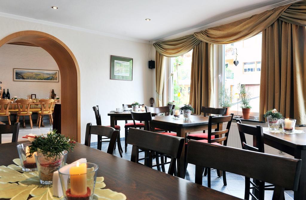 Weingut Clemens Hotell Ellenz-Poltersdorf Exteriör bild