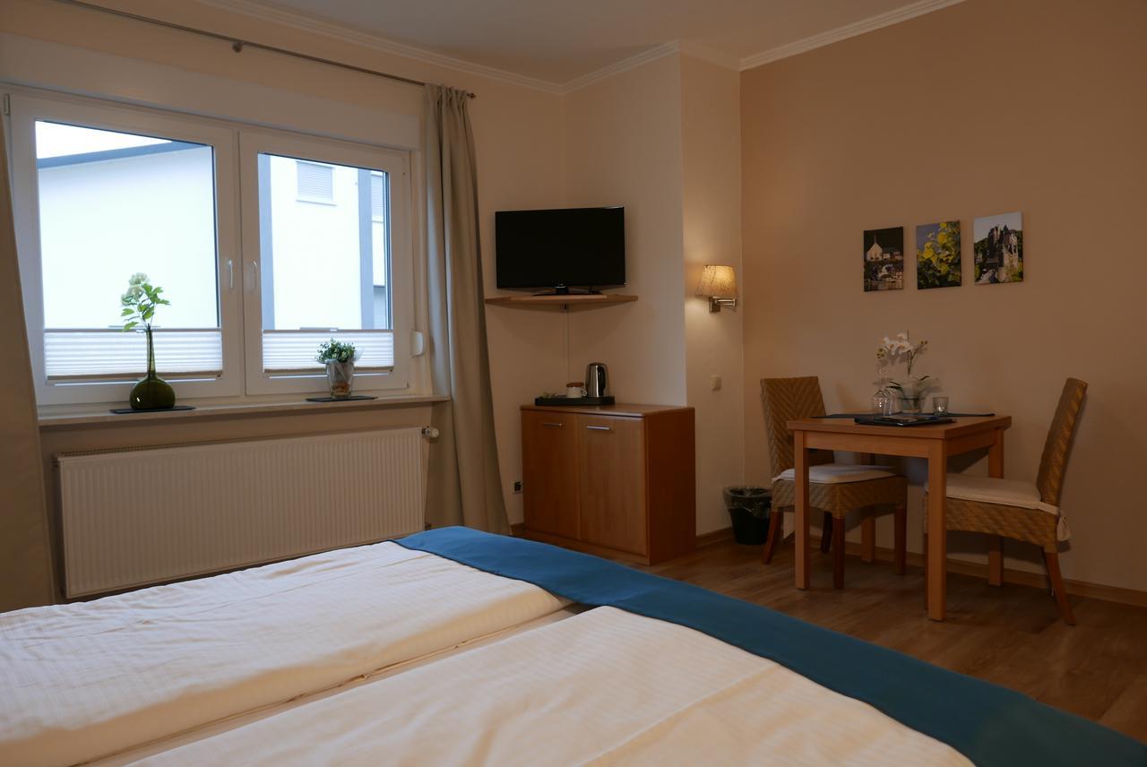 Weingut Clemens Hotell Ellenz-Poltersdorf Exteriör bild